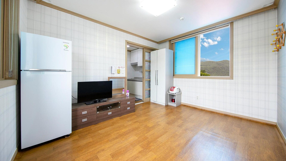 Others 5, Samcheok Eoulim Pension, Samcheok