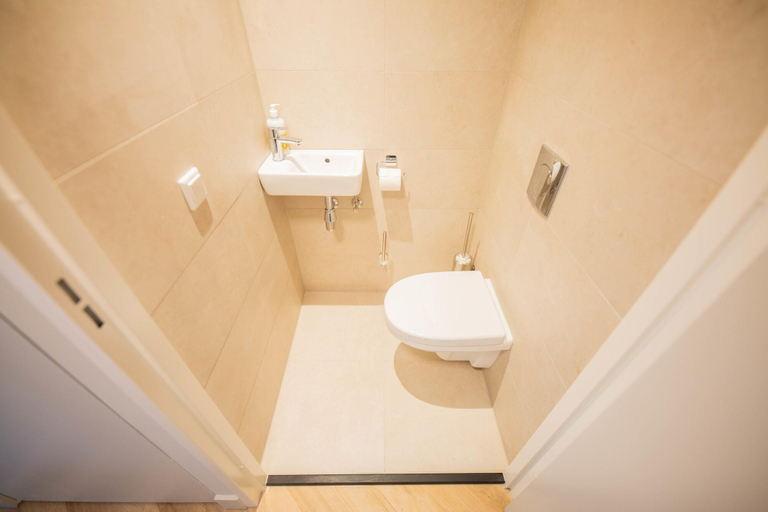 Bathroom 3, Alphabet Studio Apartments Including City View, Hilversum