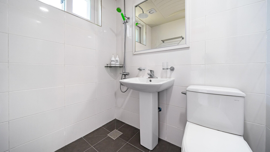 Bathroom 4, Gangneung Lacblanc Pension, Gangneung