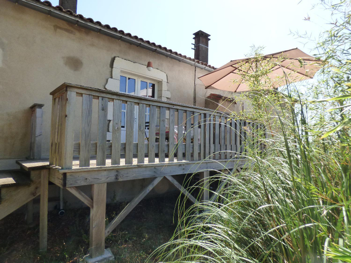 Exterior & Views 1, Domaine de la Borde, Lot