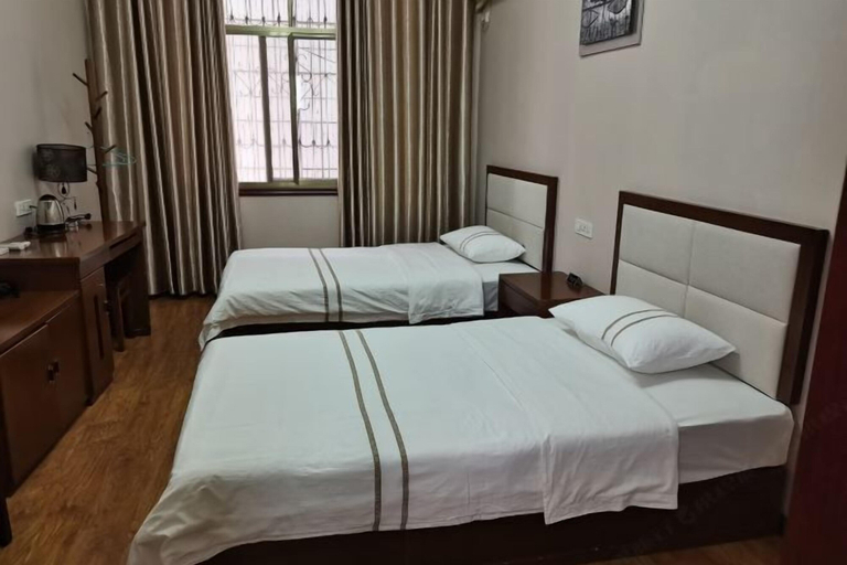 Bedroom 3, Mingxin Hotel, Enshi Tujia and Miao