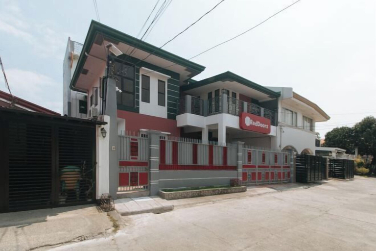 Exterior & Views, RedDoorz @ Alquiza Residences Paranaque, Parañaque