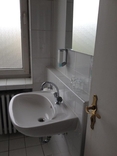 Bathroom 5, Domo Hotel Mondial, Düsseldorf