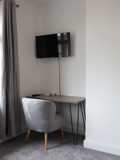 Others 4, Alban Suites, Hertfordshire
