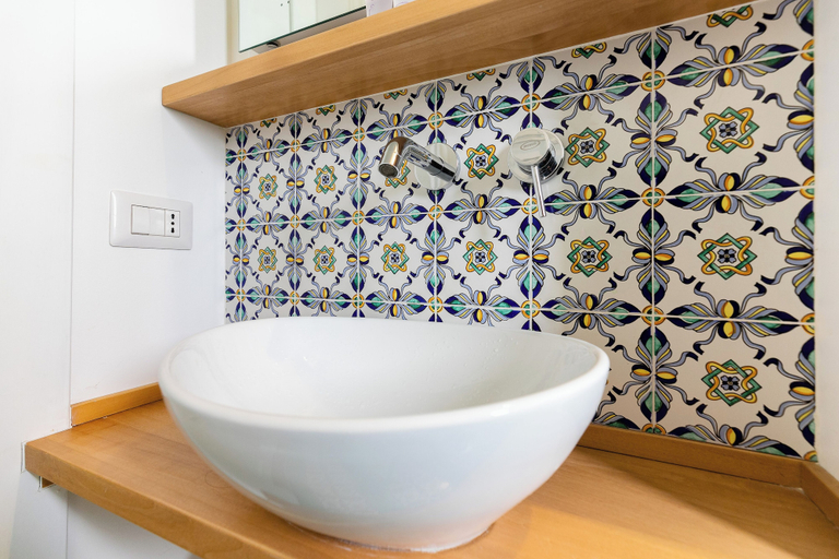 Bathroom 4, Alessia's Flat - Sarpi 5, Milano