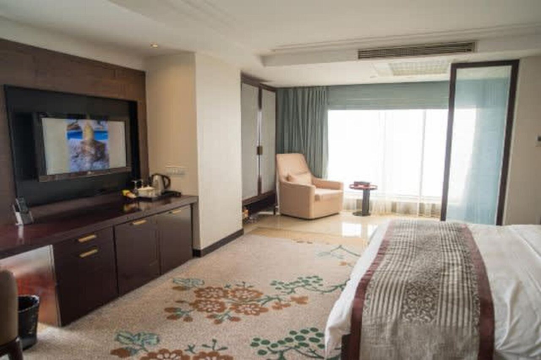 Bedroom 2, Shangmao International Hotel, Nanjing