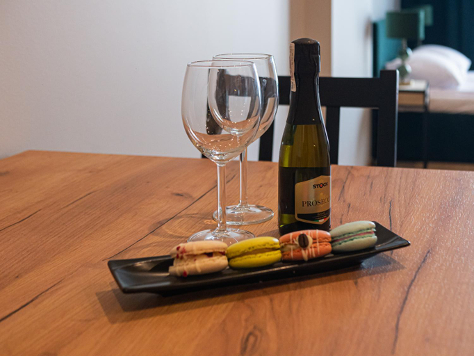 Food & Drinks 5, WarsView Apartments, Warsaw