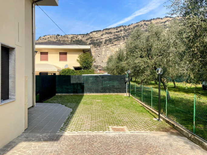 Others 3, Casa Fiorella, Trento