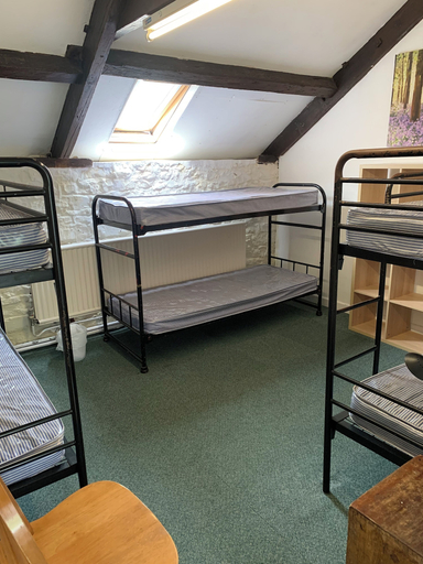 Bedroom 5, Sleeping Giant Bunkhouse, Powys