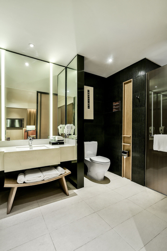 Bathroom 5, Holiday Inn Express CHENGDU WENJIANG HOTSPRING by IHG, Chengdu