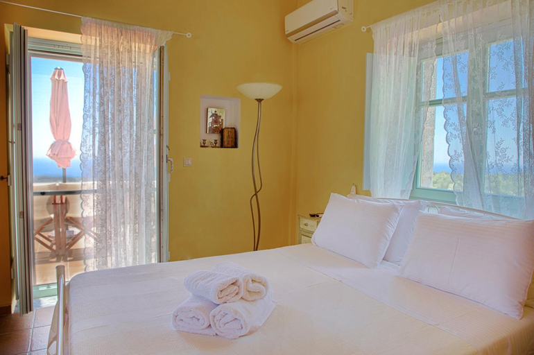 Bedroom 2, Villa Vasiliki Traditional House in Mani with Sea View, Peloponnese