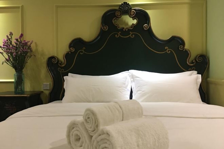 Bedroom 26