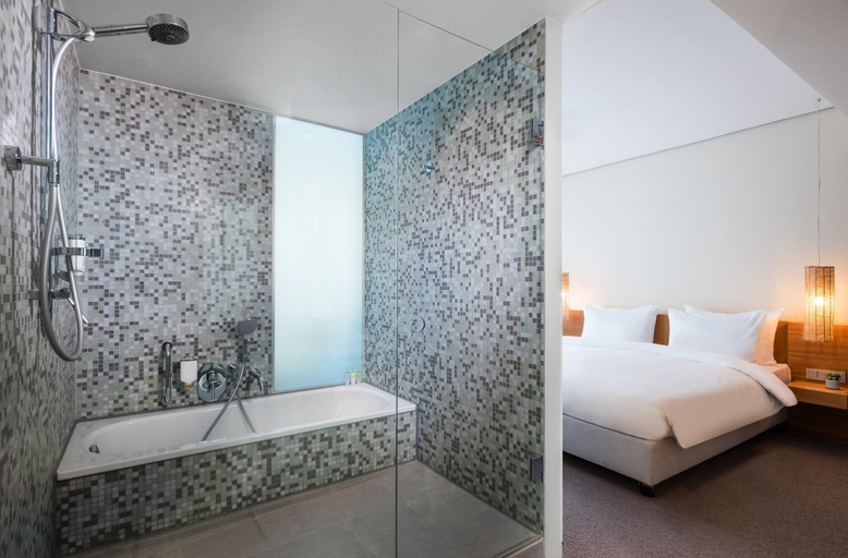 Bedroom 2, Lindner Hotel Berlin Ku'damm, Berlin
