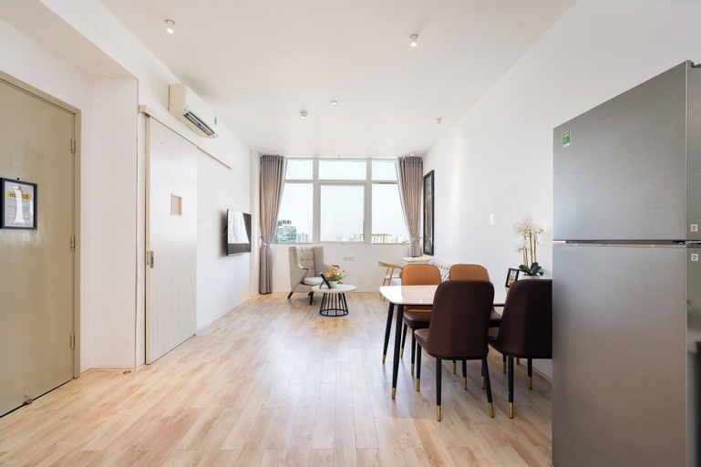 Dining Room 29