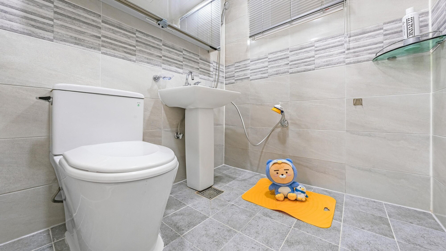 Bathroom 4, Gapyeong Dangdangi Pet Pension Green, Gapyeong