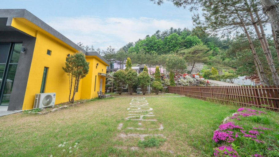 Exterior & Views 2, Hoengseong Withpet Village, Hoengseong