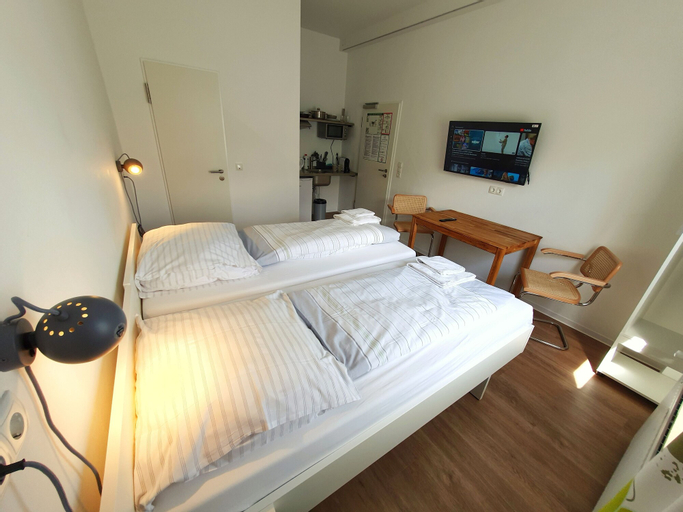 Bedroom 16