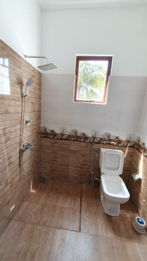 Bathroom 3, Nirmali Resort, Weligama