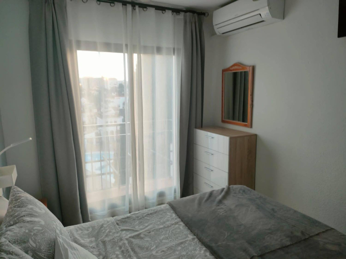 Others 2, 1 Bedroom Apartment in Pueblo Evita, Málaga