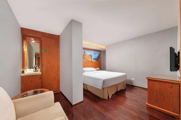 Bedroom 5, Vienna Classic Hotel (Shenzhen MixC Mall), Shenzhen