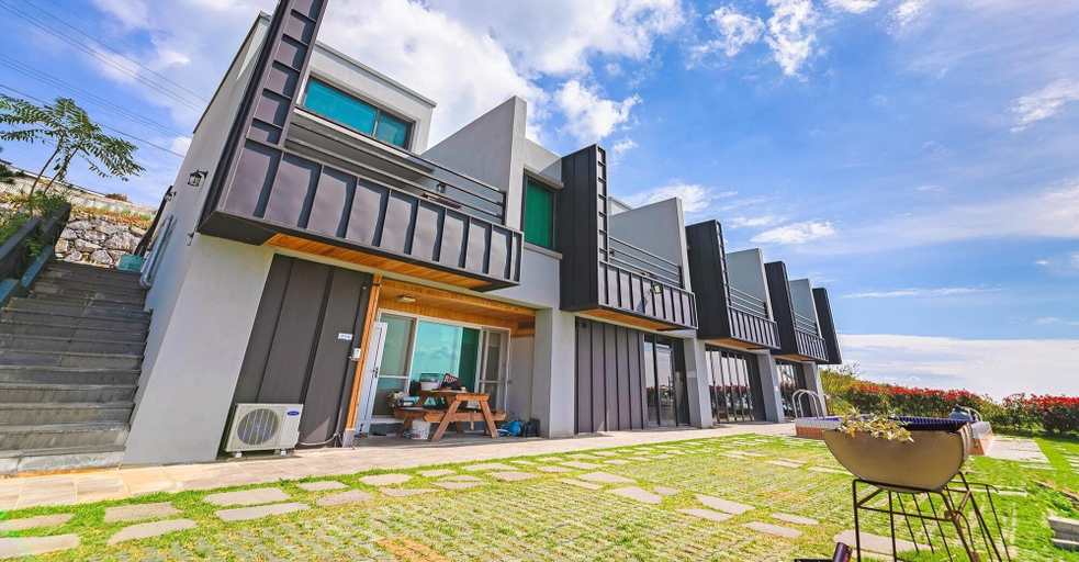 Exterior & Views, Namhae The Bay 007 Pension, Namhae
