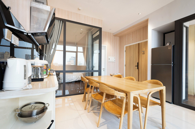 Dining Room 11