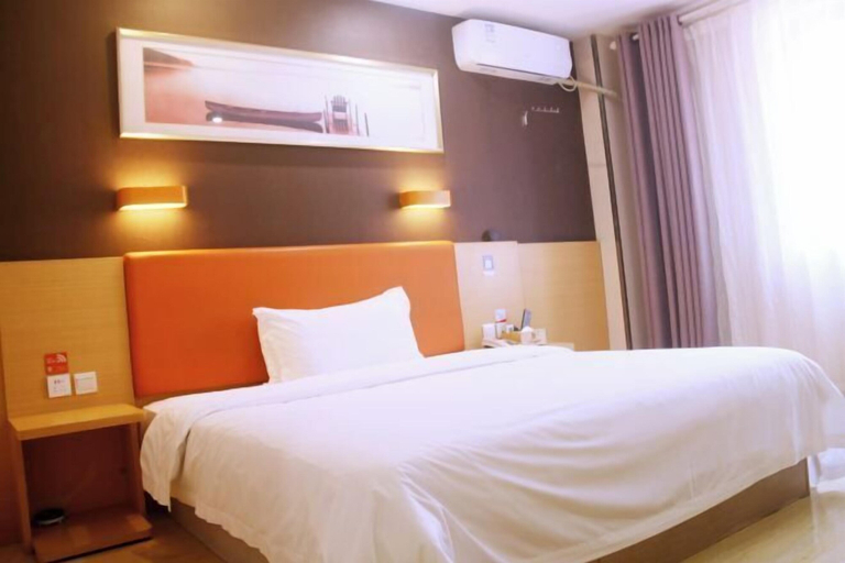 Bedroom 2, 7 Days Premium Hotel (Xiamen Airport Xianglu), Xiamen