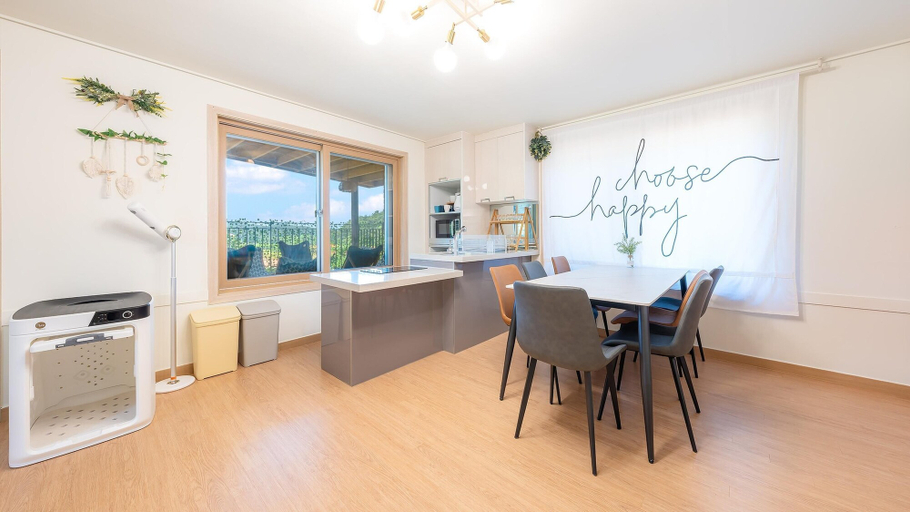 Others 5, Taean Withdog Aegyeonspa Poolvilla, Taean