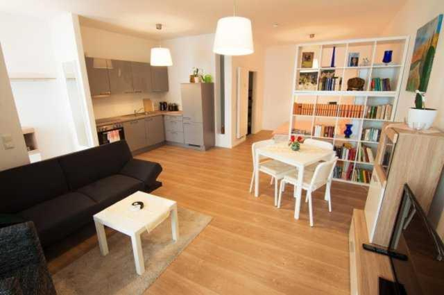 Others 4, Ferienwohnung Fritz- Buchner- Str, Erfurt