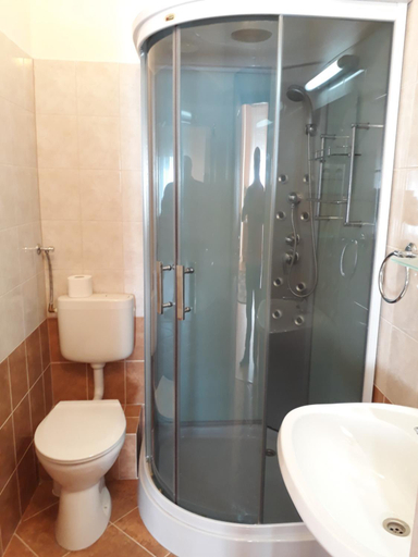 Bathroom 5, Piac utcai Apartman, Debrecen