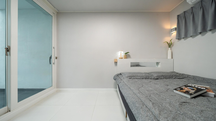 Bedroom 3, Gyeongju Modern Pool Villa, Gyeongju