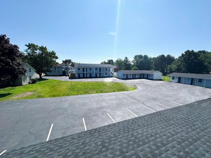 Exterior & Views 2, Vermont Suites, Chittenden