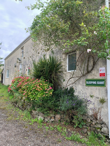 Exterior & Views 2, Sleeping Giant Bunkhouse, Powys