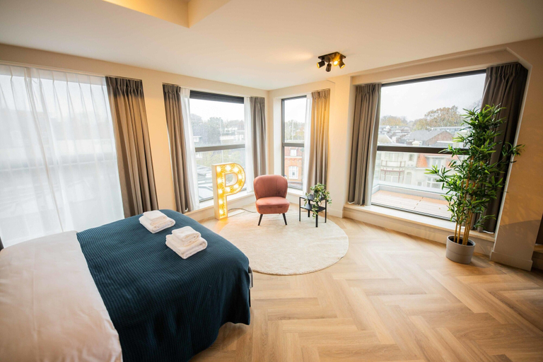 Bedroom 3, Alphabet Studio Apartments Including City View, Hilversum