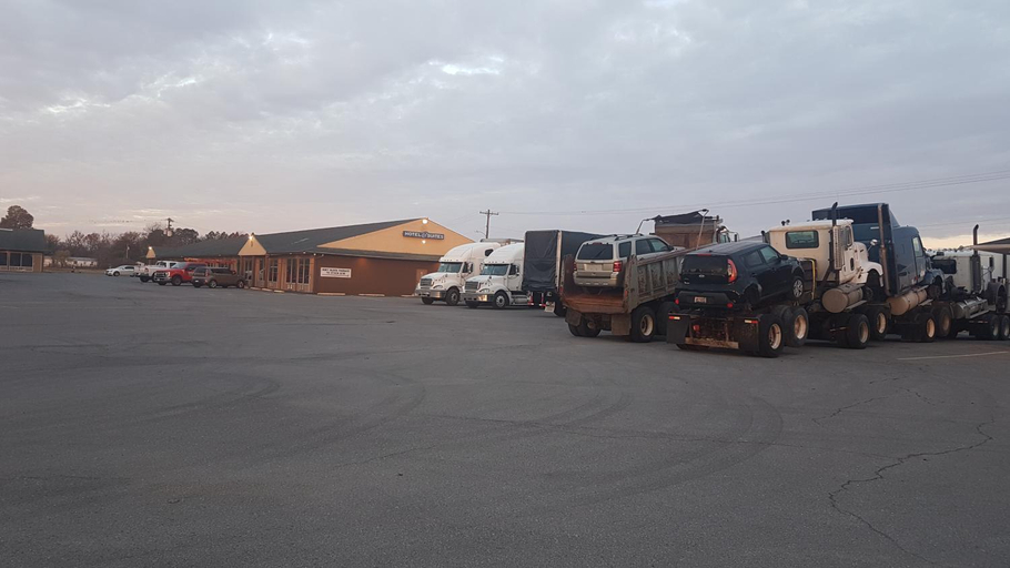 Others 5, Travel Inn, New Madrid