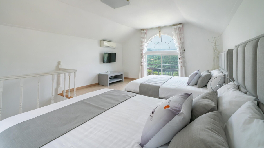 Bedroom 3, Hongcheon On The Hill Pension, Chuncheon
