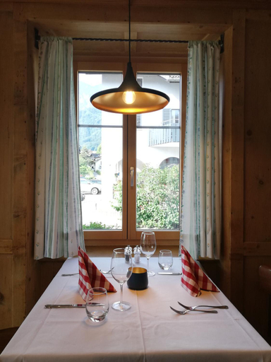 Others 4, Hotel Alpenrose, Landquart