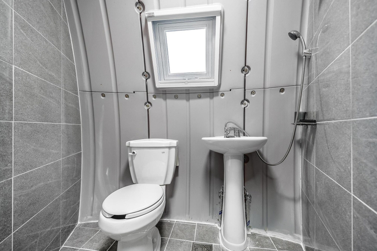 Bathroom 3, Goseong Jjun Camping Pension, Goseong