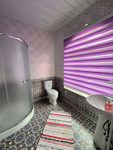 Bathroom 3, Qamar Hotel, Buxoro