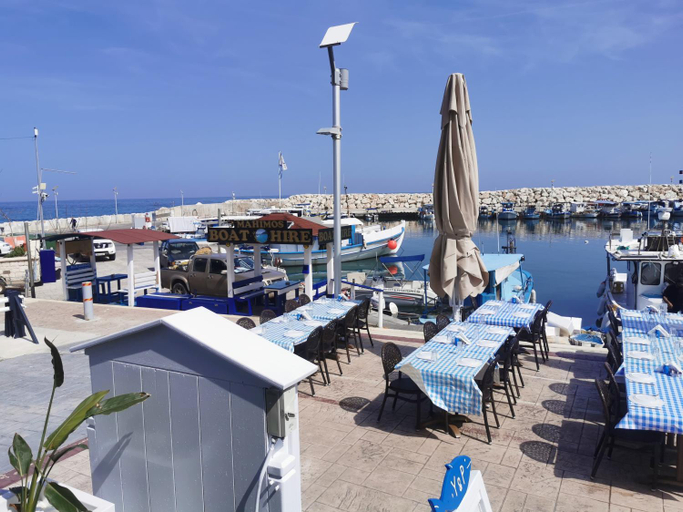 Food & Drinks 4, Y & P LATCHI HOTEL