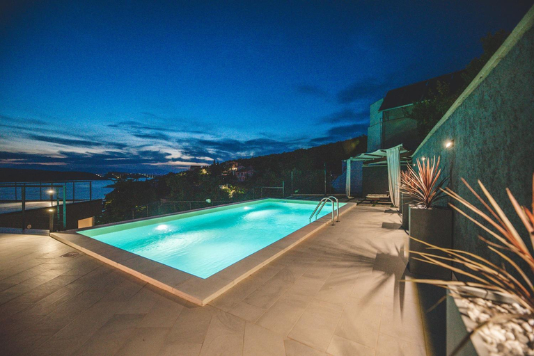 Others 2, Beachfront Villa Grace with heated rooftop pool, Crikvenica