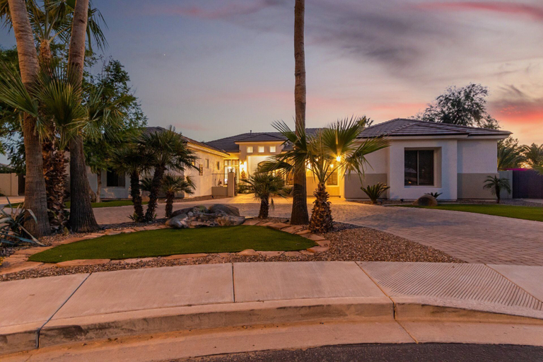 Exterior & Views 2, Tonto Chandler, Maricopa
