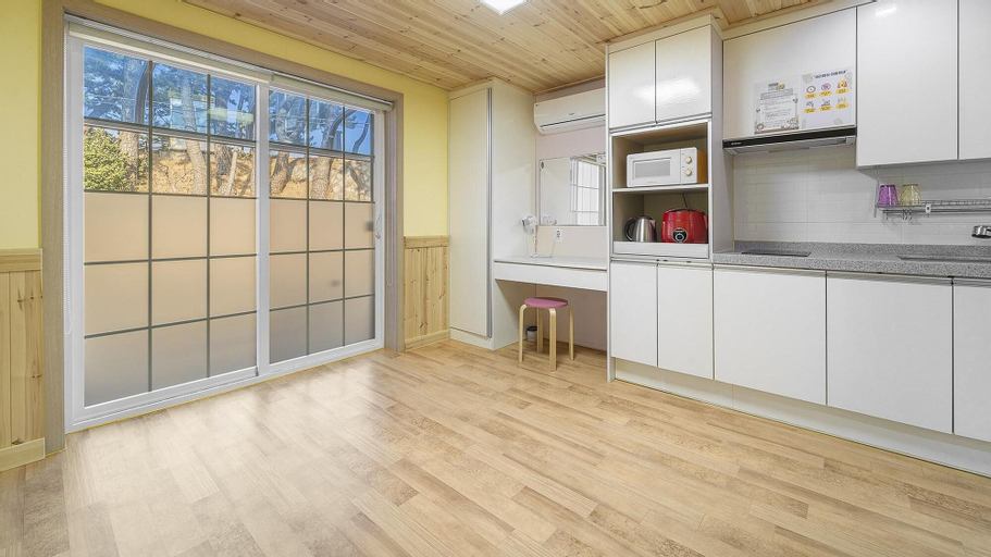 Dining Room 1