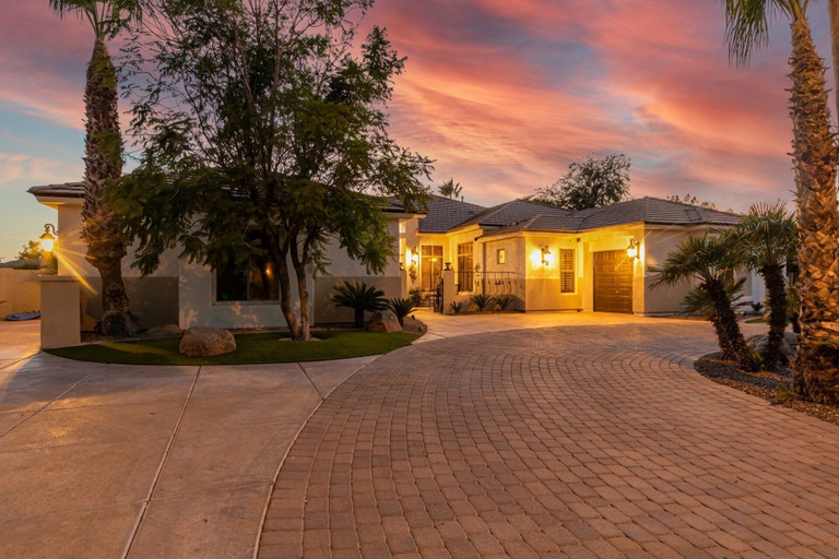 Exterior & Views 2, Tonto Chandler, Maricopa