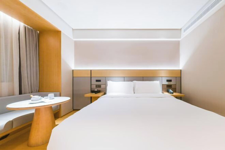 Bedroom 3, JI Hotel (Shanghai Meilong Wanhui International Plaza), Shanghai