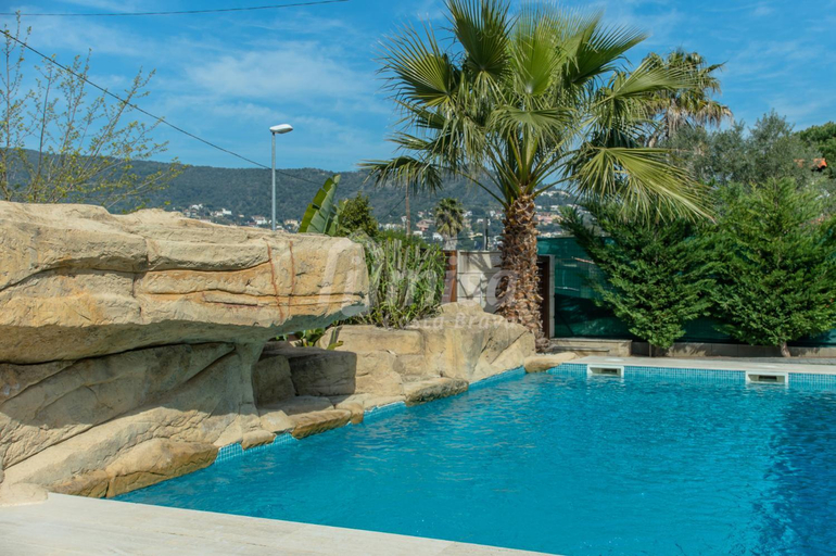 Sport & Beauty 2, Oasis House, Girona