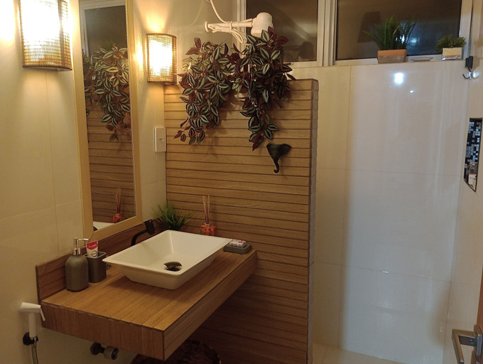 Bathroom, Frente ao mar, Santos