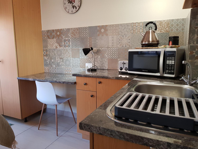 Others 3, Kington Guest Suite, City of Tshwane
