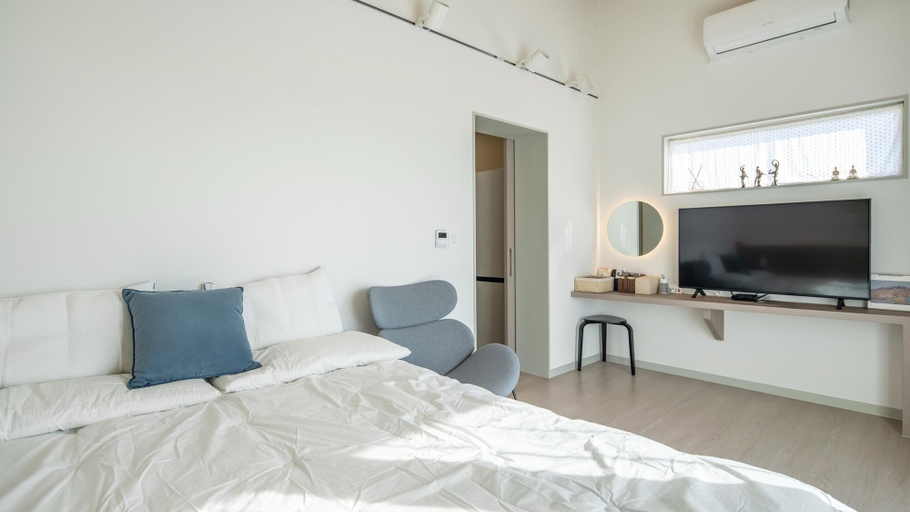 Bedroom 3, Jeju Aeworio Pension, Jeju