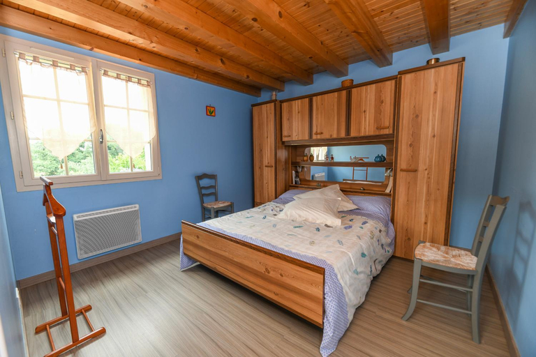 Bedroom 2, gites de l'Hopiteau, Vendée